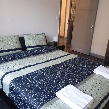 Appartement T2 Courte Duree Coup De Coeur Toute A 5 Minutes Saint-Etienne  Dış mekan fotoğraf